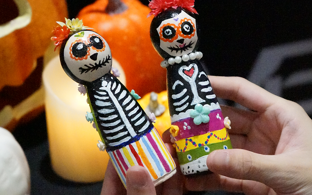กิจกรรม Halloween Doll Painting